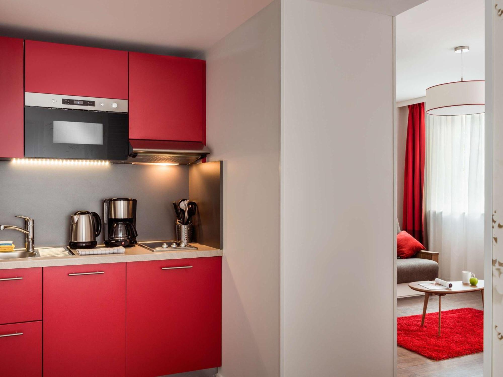 Aparthotel Adagio La Defense Курбьовоа Екстериор снимка